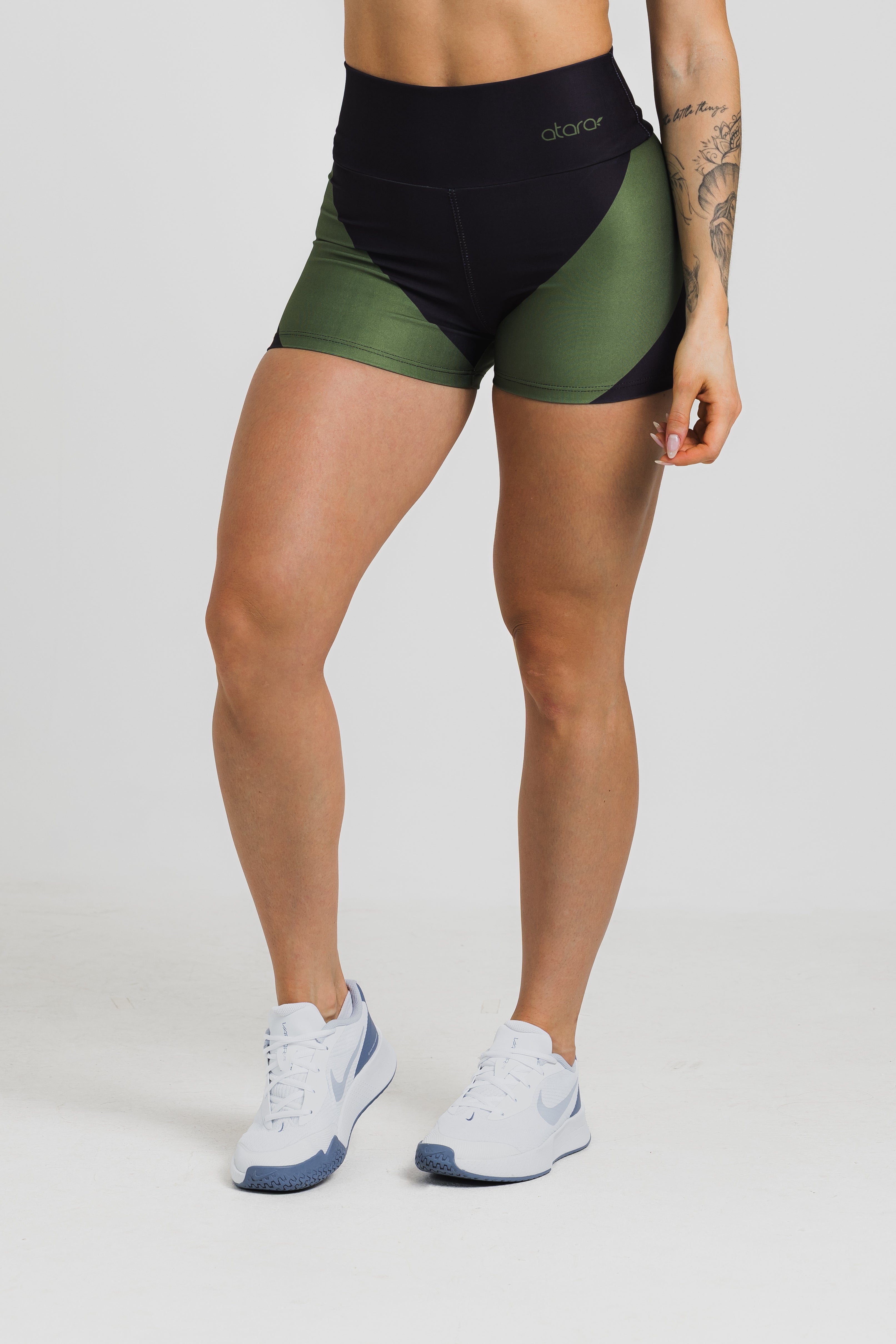 Shorts Curto Treining Black - atarafitness
