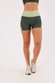 Shorts Move