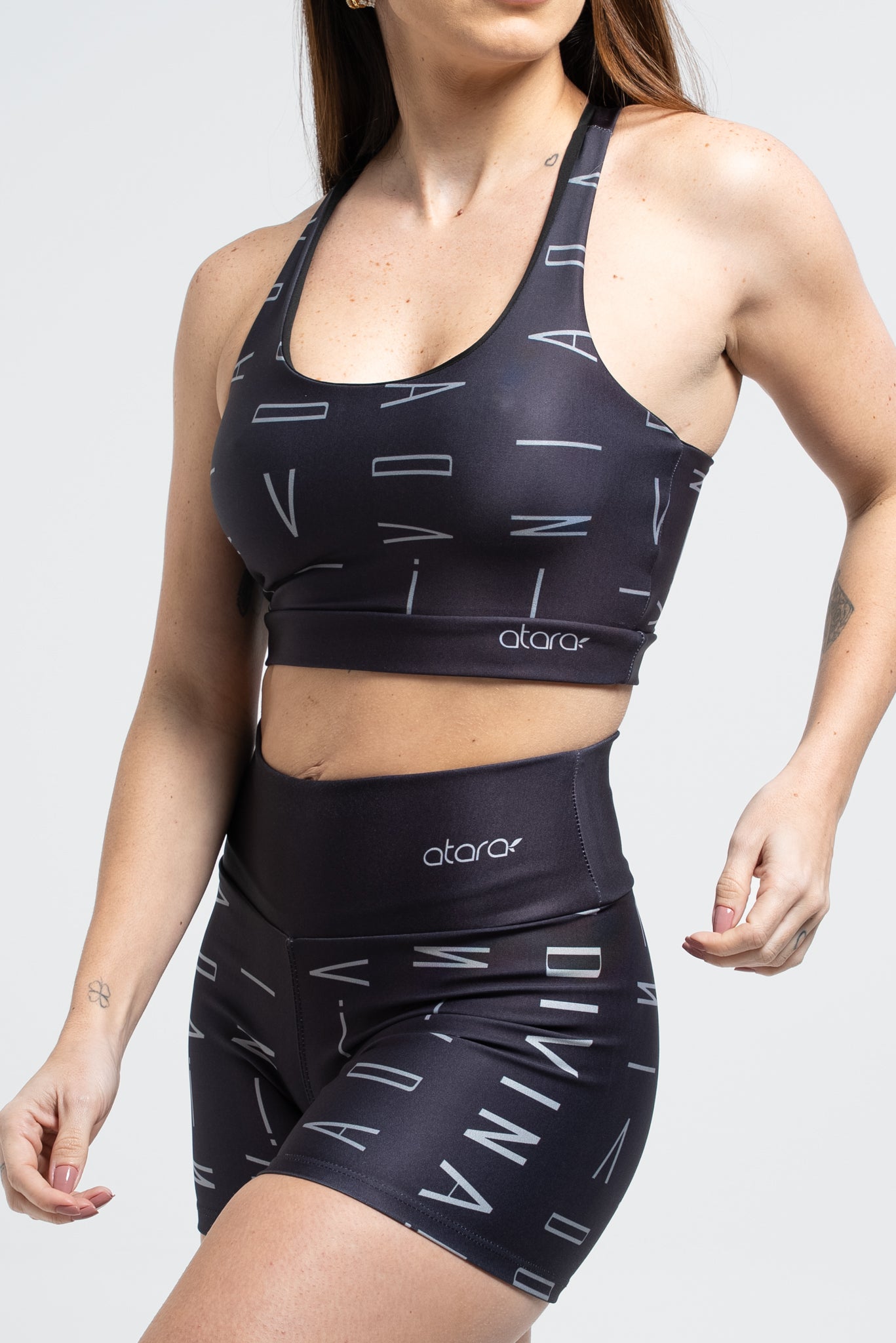 Top Estampa Divina Preto - atarafitness