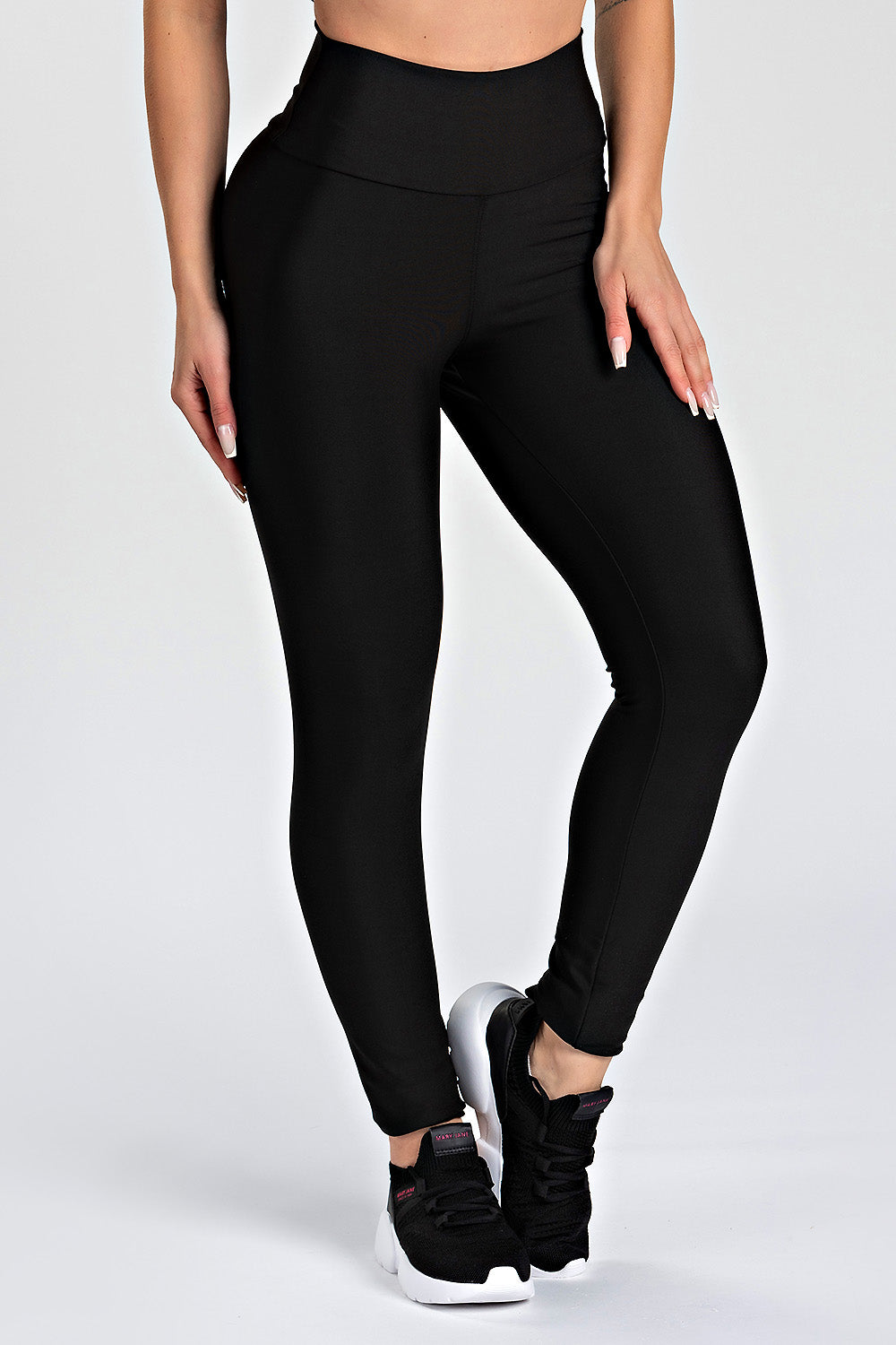Legging Básica Lisa Preta atarafitness