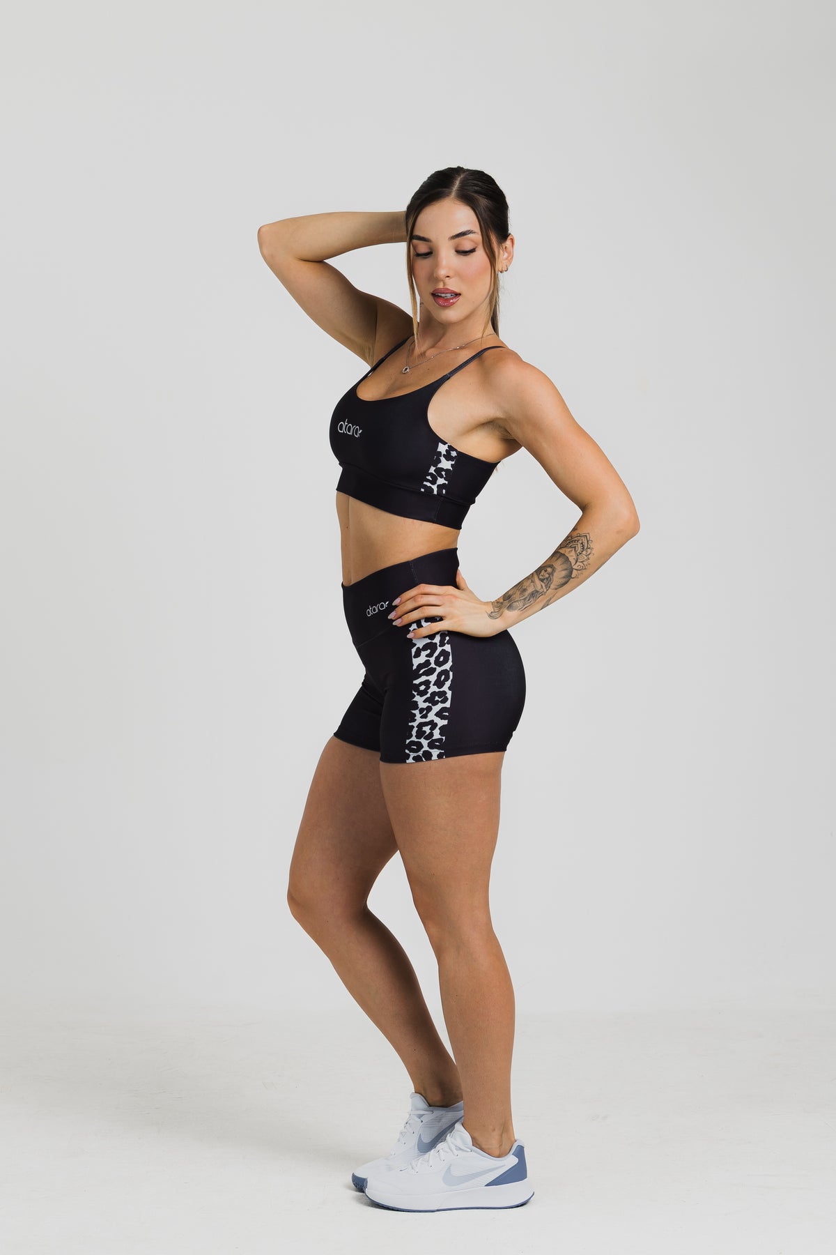 Shorts Curto Onça Branca - atarafitness