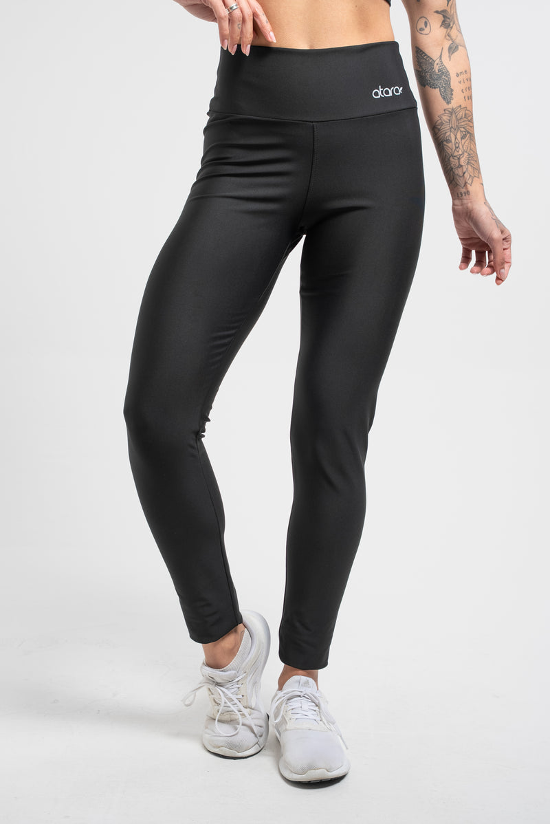 Legging Básica Lisa Preta - atarafitness