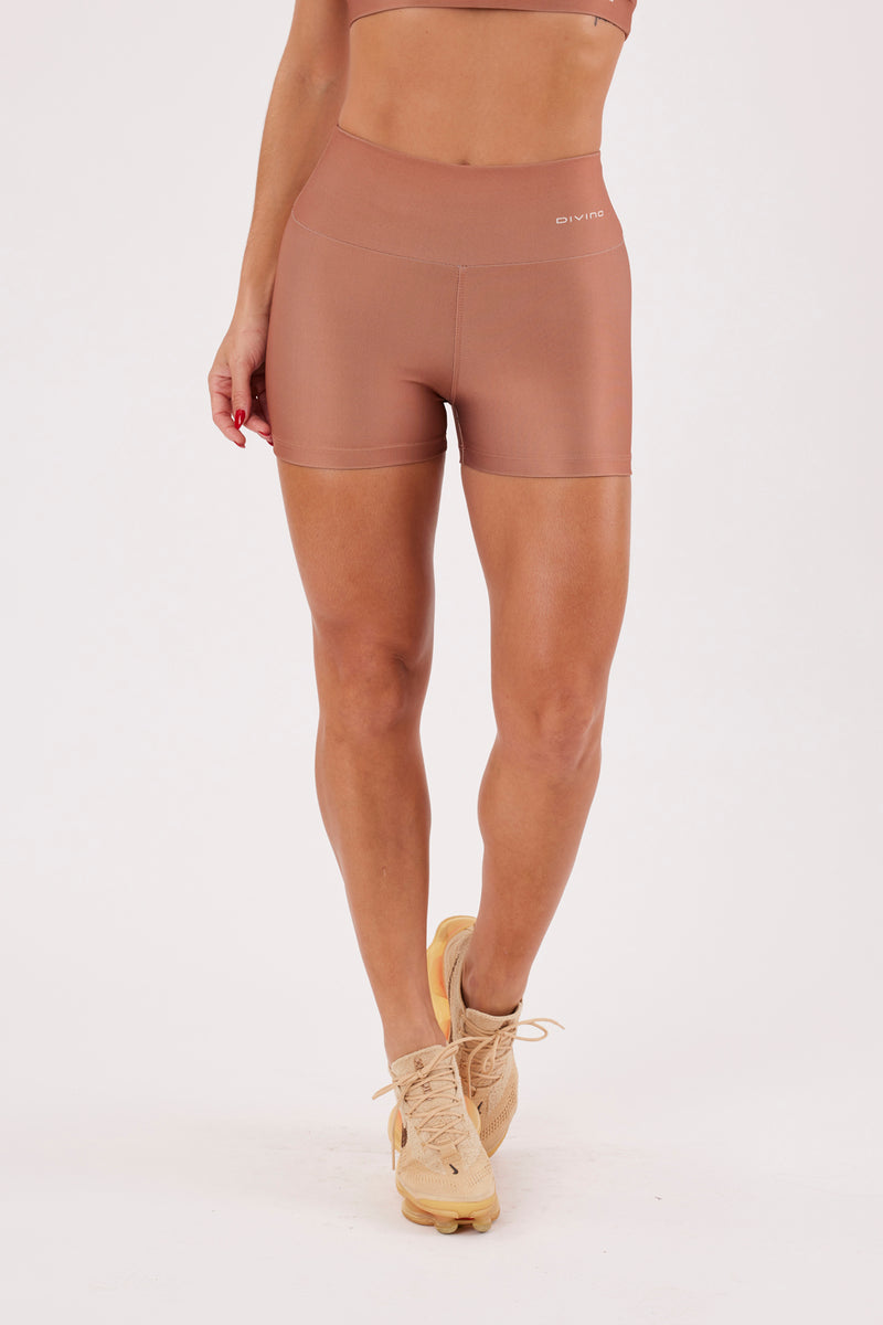 Shorts Liso Caramelo - atarafitness