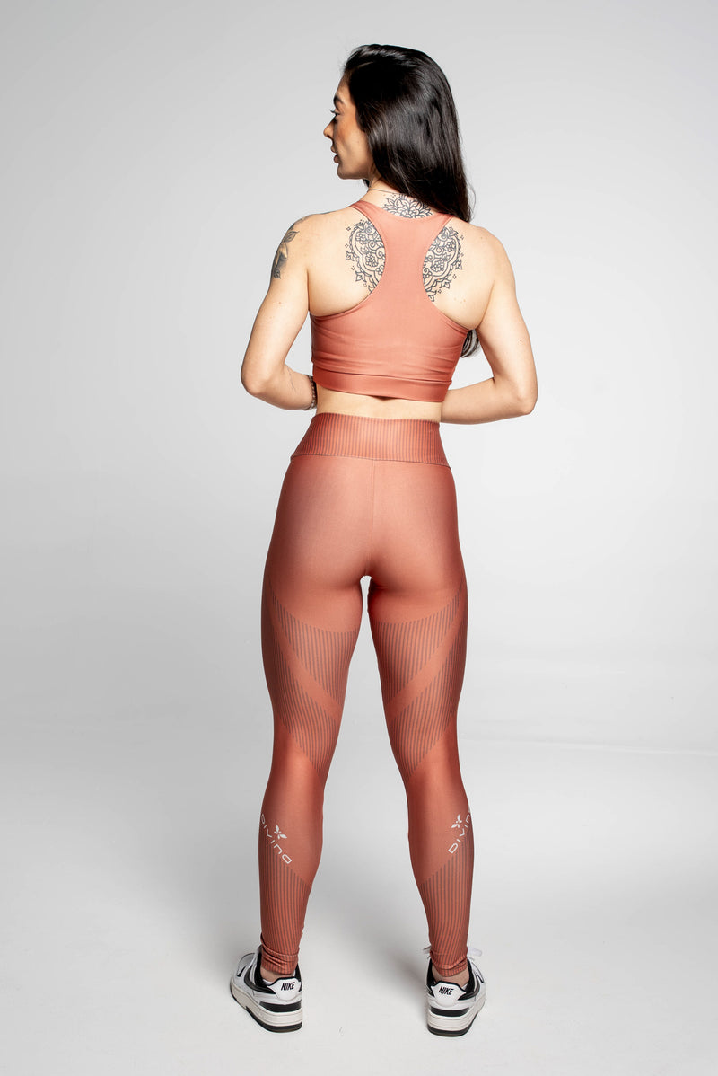 Top Nadador Ny Brown - atarafitness